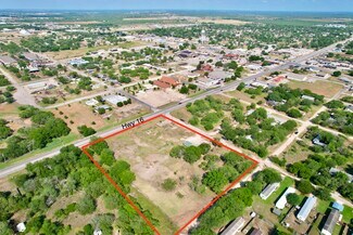 Plus de détails pour 613 Maple St, Jourdanton, TX - Terrain à vendre