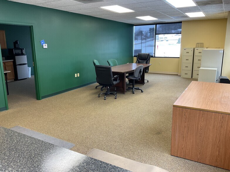 2340 Warren Rd, Indiana, PA à louer - Photo intérieure – Image 2 sur 12