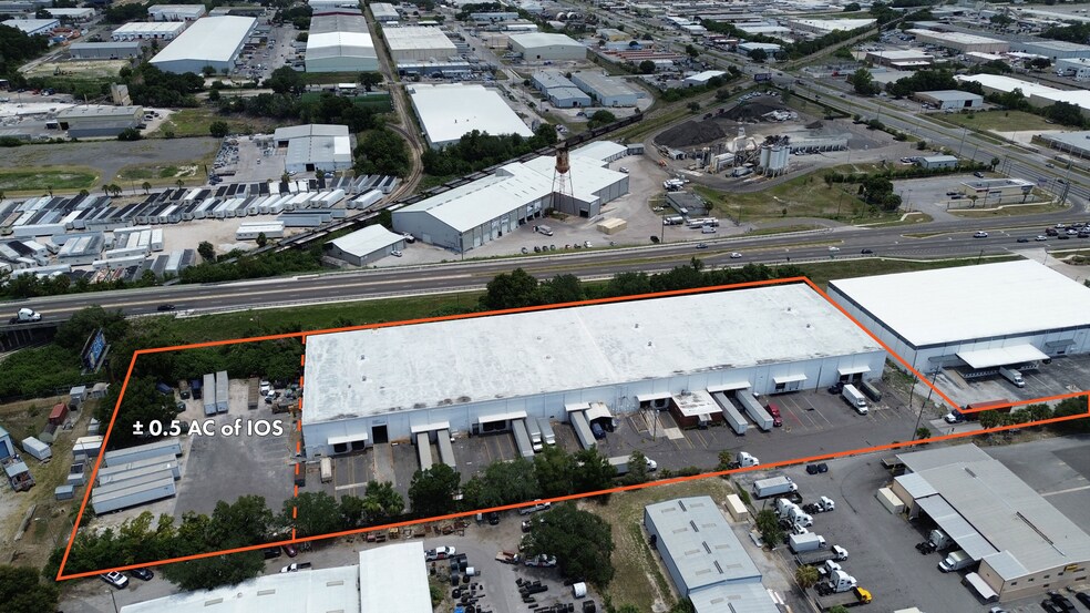 5500 E Giddens Ave, Tampa, FL à louer - Photo de l’immeuble – Image 2 sur 4