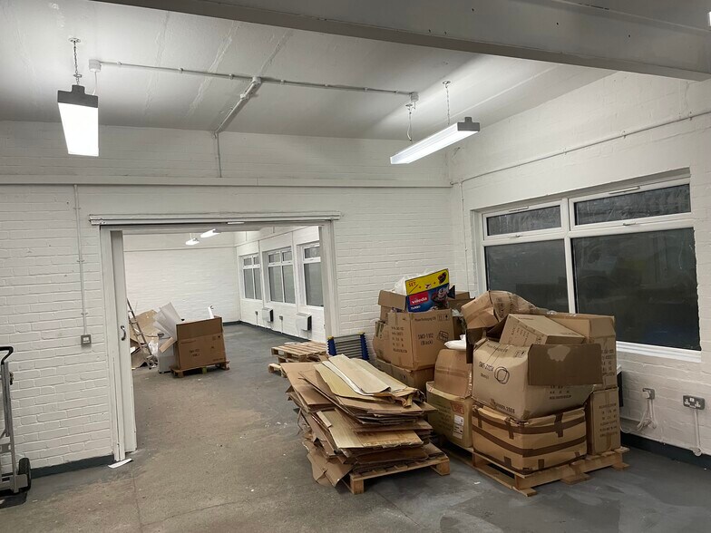 Forest Rd, Ilford à louer - Photo de l’immeuble – Image 3 sur 3