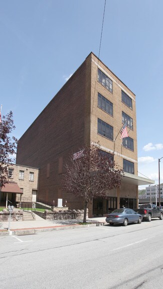 Plus de détails pour 239 Main St, Johnstown, PA - Bureau à vendre