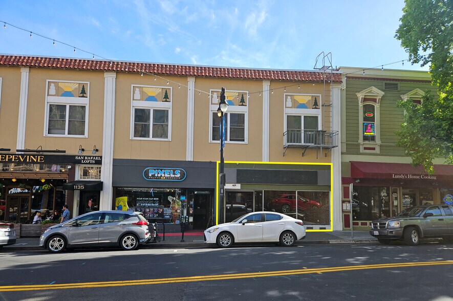 1121-1139 4th St, San Rafael, CA à louer - Photo de l’immeuble – Image 1 sur 26