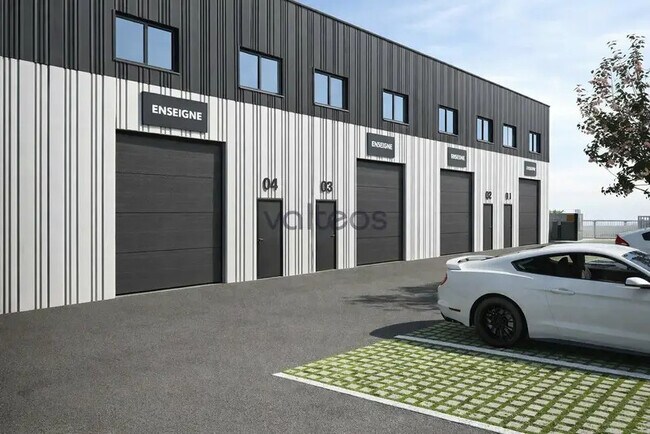 Plus de détails pour 7 Avenue De La Mouyssaguèse, Drémil-Lafage - Local d’activités à vendre