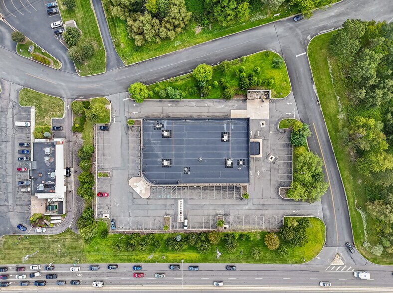 3382 Route 940, Mount Pocono, PA à louer - Photo de l’immeuble – Image 3 sur 3