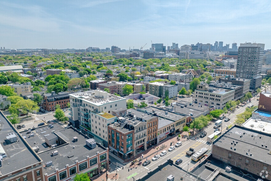 579-605 Massachusetts Ave, Cambridge, MA à louer - Aérien – Image 2 sur 23