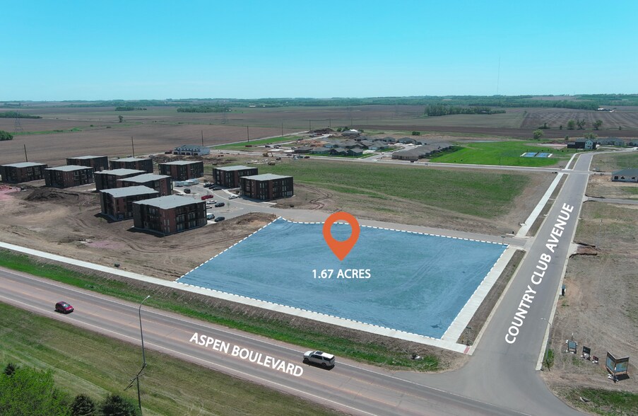 East Aspen Boulevard, Brandon, SD à vendre - Photo principale – Image 1 sur 5