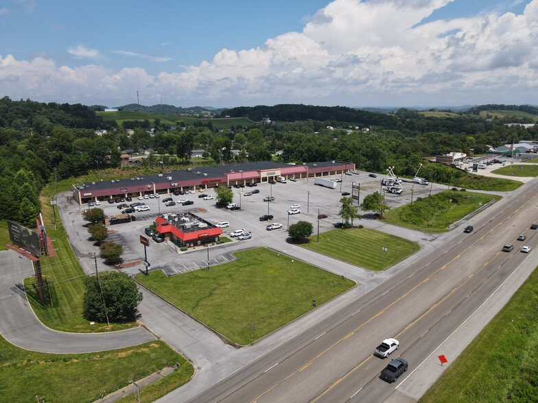 5674 Highway 11 E, Piney Flats, TN à louer - Photo de l’immeuble – Image 3 sur 24