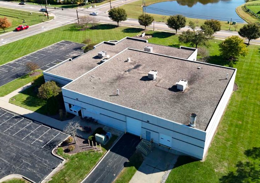 6037 Commerce Ct, Mason, OH à louer - Photo de l’immeuble – Image 2 sur 16