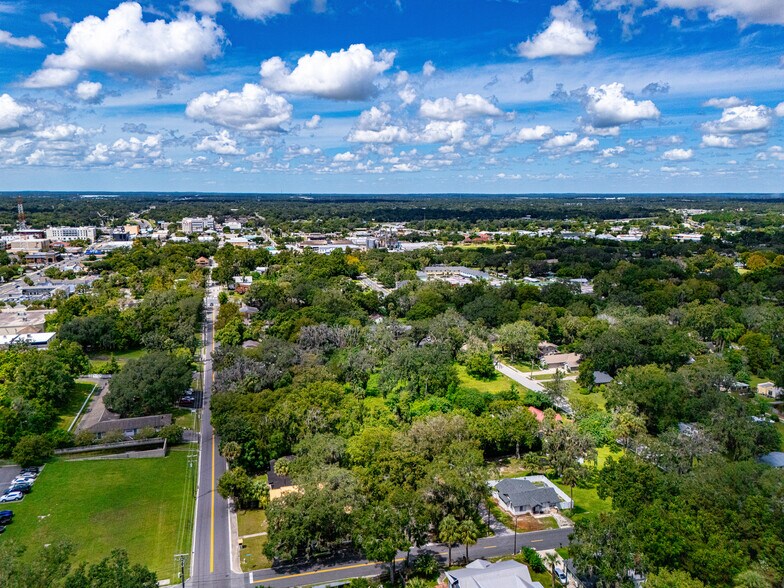 NE 9th Ave, Ocala, FL à vendre - Photo de l’immeuble – Image 3 sur 7