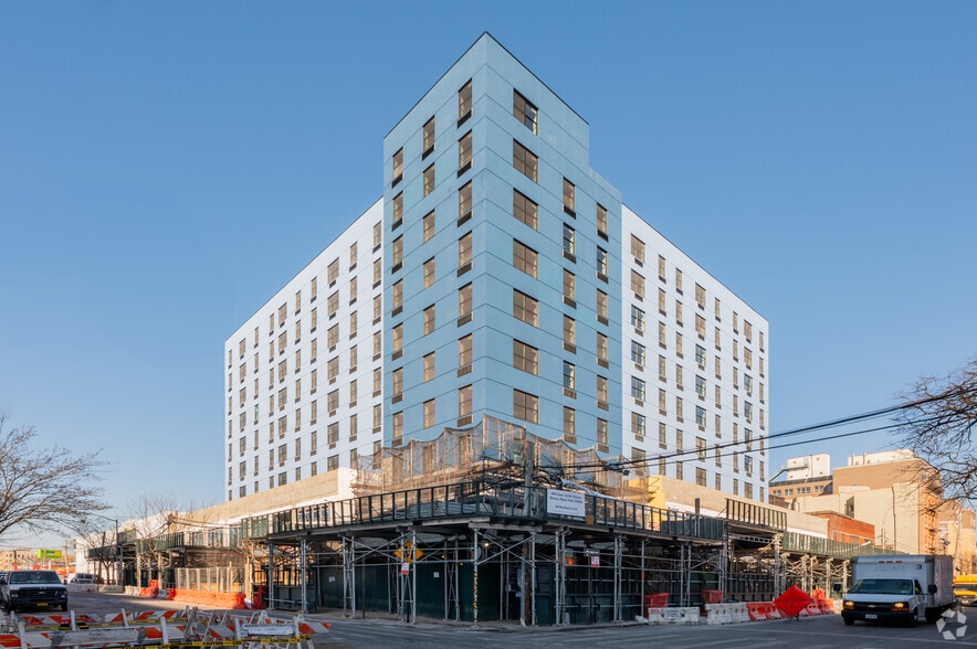 1039 Washington Ave, Bronx, NY à louer - Photo de l’immeuble – Image 2 sur 18