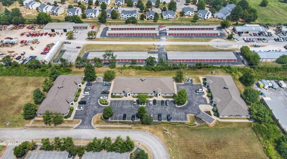 901-905 SE Village Loop, Bentonville, AR à louer - Photo de l’immeuble – Image 3 sur 11