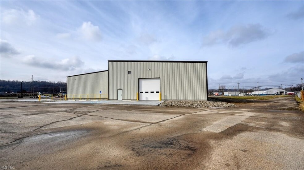 703 Woodlawn Ave, Cambridge, OH à louer - Photo principale – Image 1 sur 13