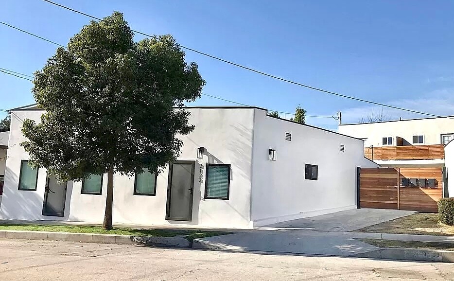3121 Silver Lake Blvd, Los Angeles, CA à vendre - Photo de l’immeuble – Image 1 sur 28