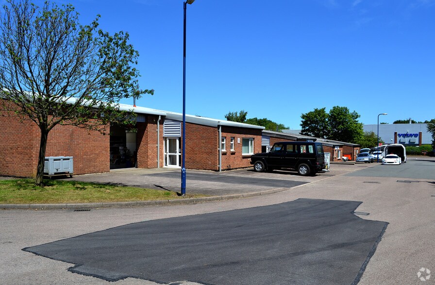 Alvis Way, Daventry à louer - Photo de l’immeuble – Image 3 sur 3