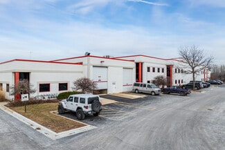 Plus de détails pour 11956-11980 Oak Creek Pky, Huntley, IL - Industriel/Logistique à vendre