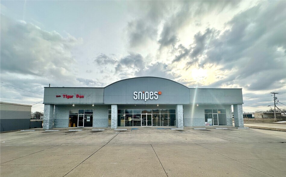 400 Highway 61 North, Cleveland, MS à louer - Photo principale – Image 1 sur 11