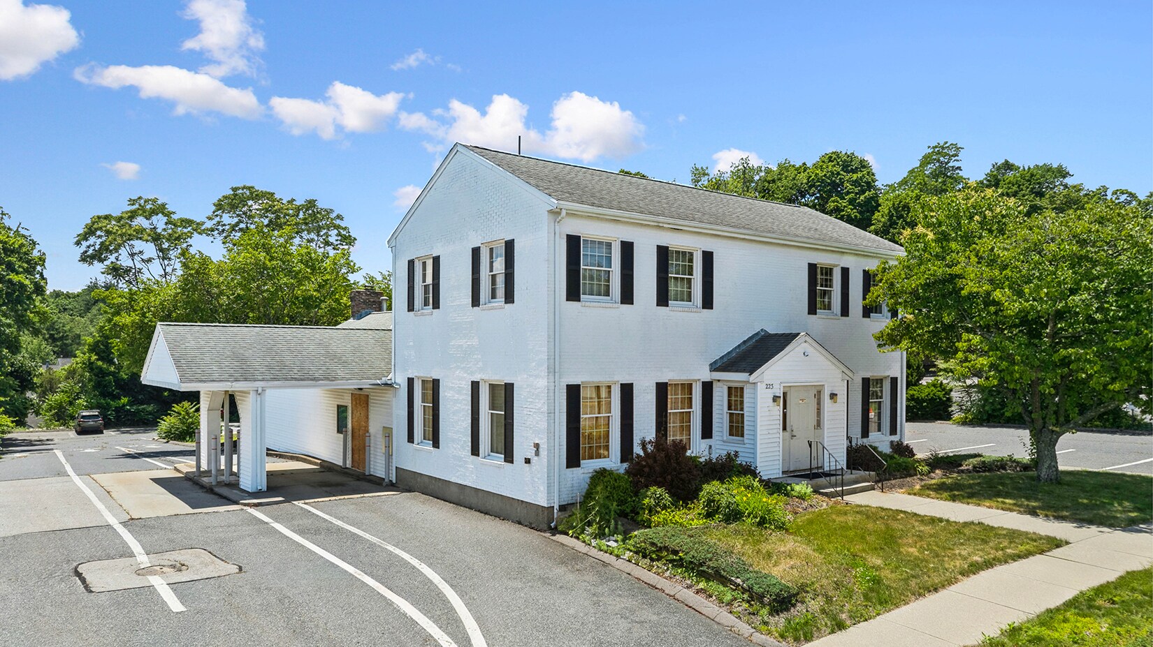 223 E Main St, Marlborough, MA à vendre Photo de l’immeuble– Image 1 sur 14
