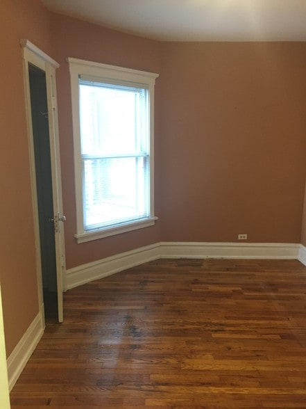 5235-5243 N Clark St, Chicago, IL à louer - Photo intérieure – Image 3 sur 7