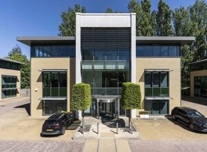 Chiltern Hl, Gerrards Cross à louer Photo de l’immeuble– Image 1 sur 8
