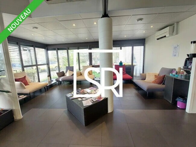 Plus de détails pour Bureau à vendre