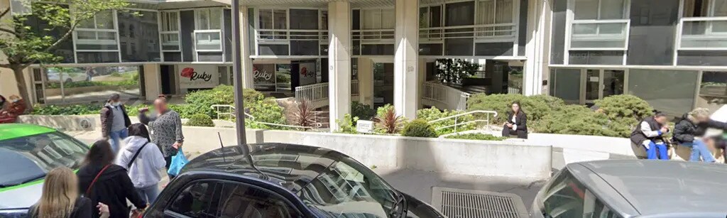 Local commercial dans Paris à louer Photo de l’immeuble– Image 1 sur 3