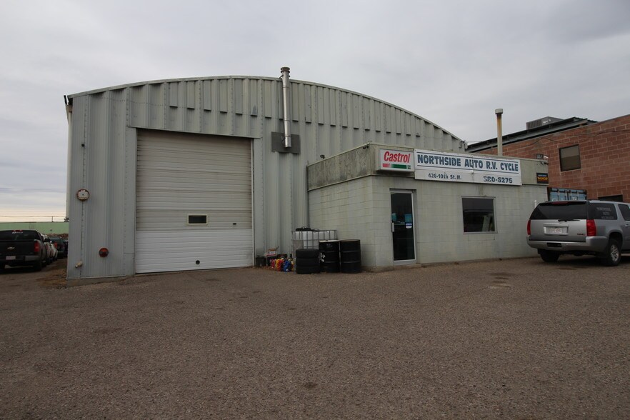 426 10 St N, Lethbridge, AB à vendre - Autre – Image 2 sur 14