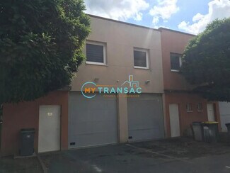 Plus de détails pour Local d'activités à louer