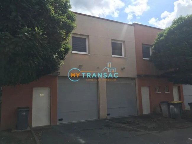 Plus de détails pour Local d'activités à louer