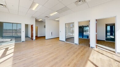 1749 Gateway Rd, Calexico, CA à louer Numérisation 3D Matterport– Image 1 sur 4