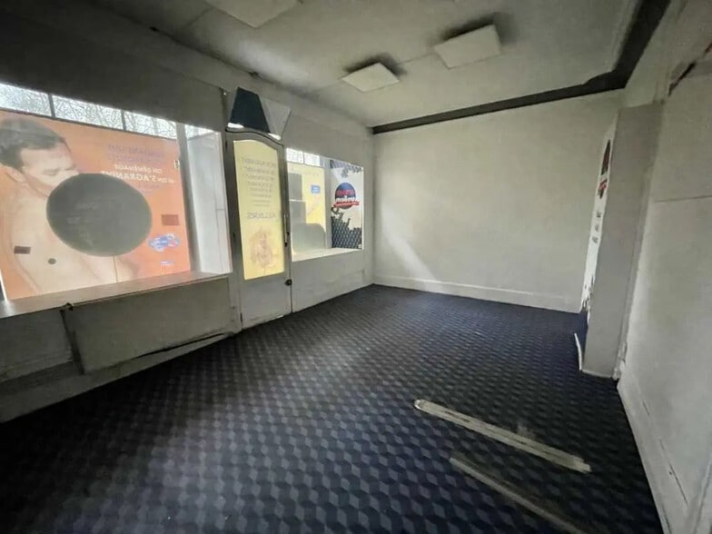 Local commercial dans Rouen à vendre - Photo de l’immeuble – Image 2 sur 12