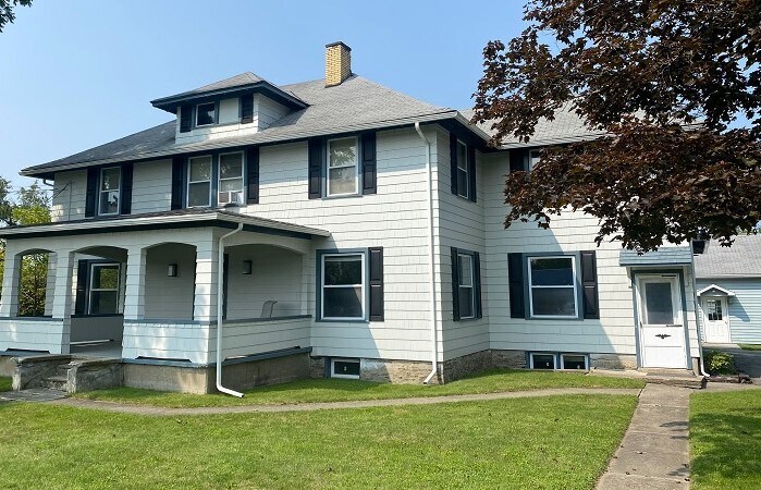 95 Hibbard Rd, Big Flats, NY à louer - Photo de l’immeuble – Image 2 sur 2