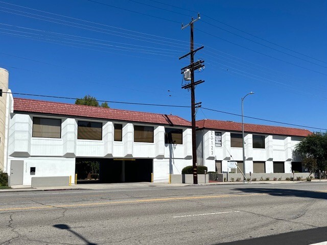 23123-23129 Ventura Blvd, Woodland Hills, CA à louer - Photo de l’immeuble – Image 3 sur 14