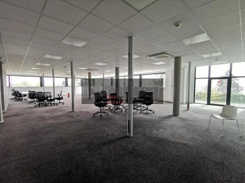 Bureau dans Mérignac à louer - Photo de l’immeuble – Image 1 sur 9
