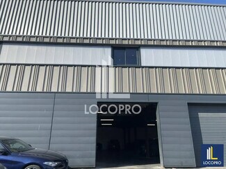 Plus de détails pour Local d'activités à louer