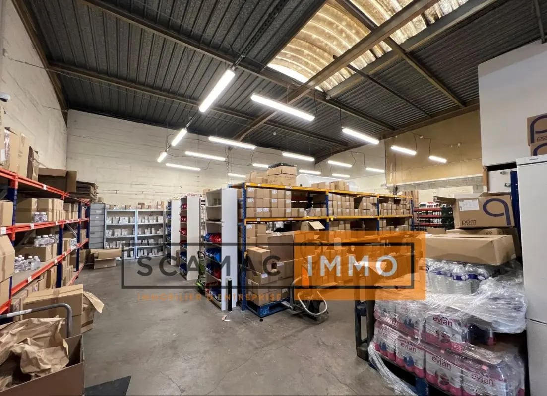 Industriel/Logistique dans Bobigny à louer Photo de l’immeuble– Image 1 sur 16