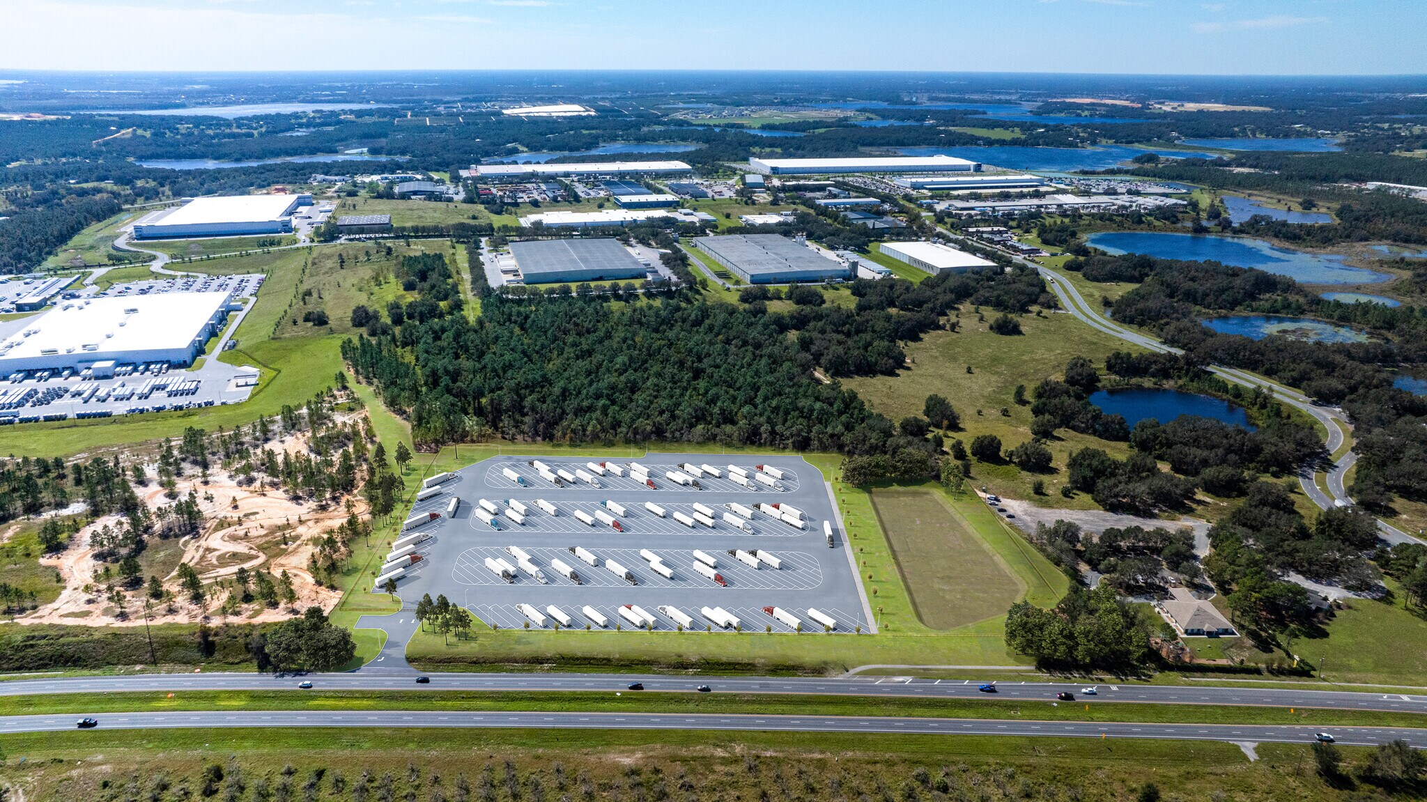 20731 US-27, Groveland, FL à louer Photo principale– Image 1 sur 2