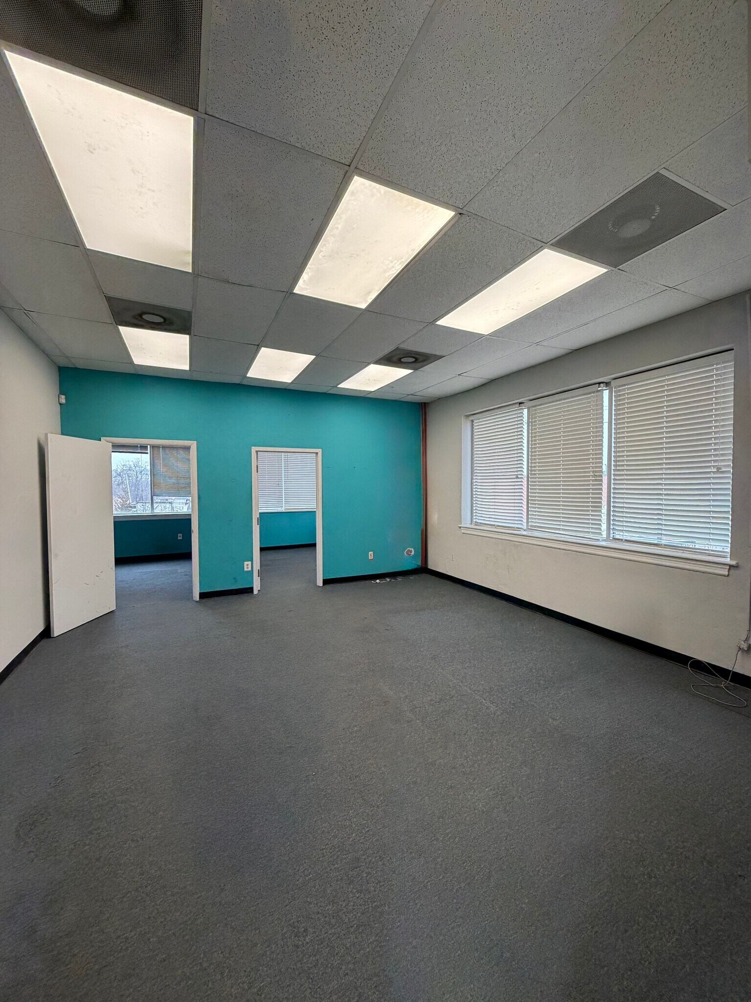 7112 Commercial Ave, Baltimore, MD à louer Photo intérieure– Image 1 sur 4