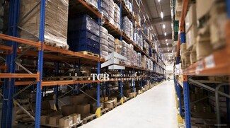 Plus de détails pour Local d'activités à louer