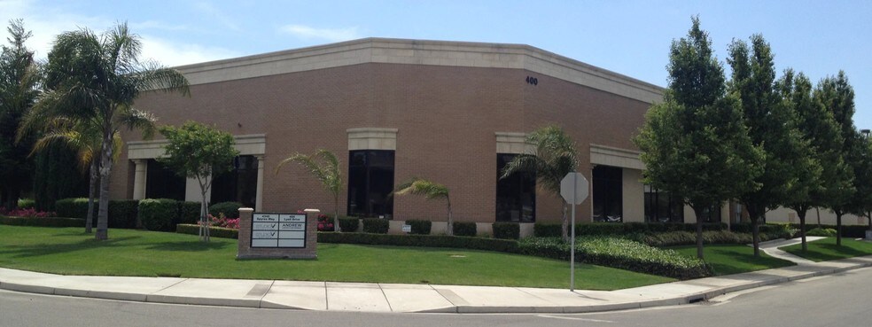 400 Lyell Dr, Modesto, CA à louer - Photo de l’immeuble – Image 2 sur 3