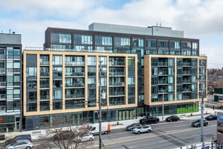 Plus de détails pour 6 Chartwell Rd, Toronto, ON - Local commercial à louer