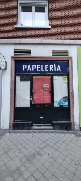 Plus de détails pour Local commercial à louer