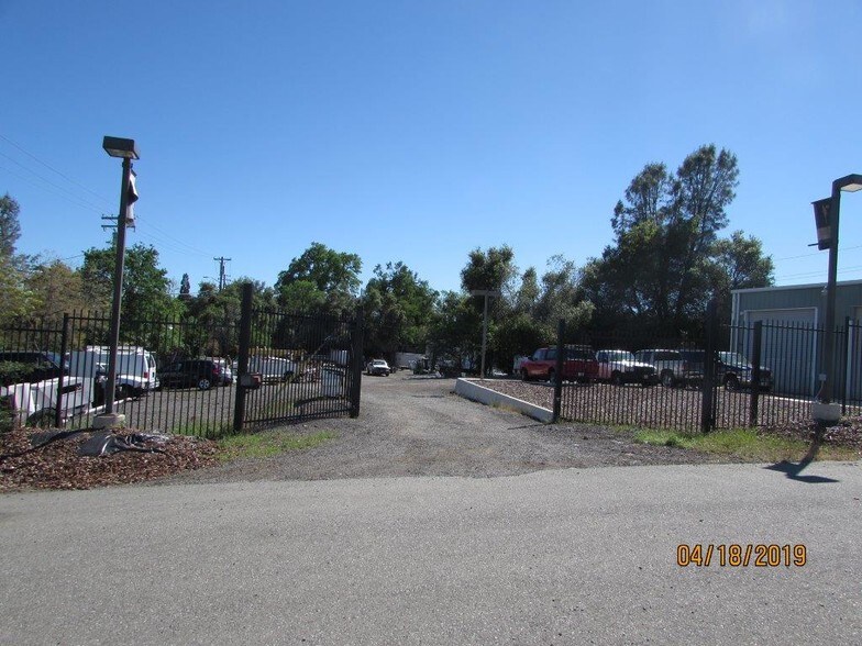 1445 Grange St, Redding, CA à louer - Photo de l’immeuble – Image 2 sur 6