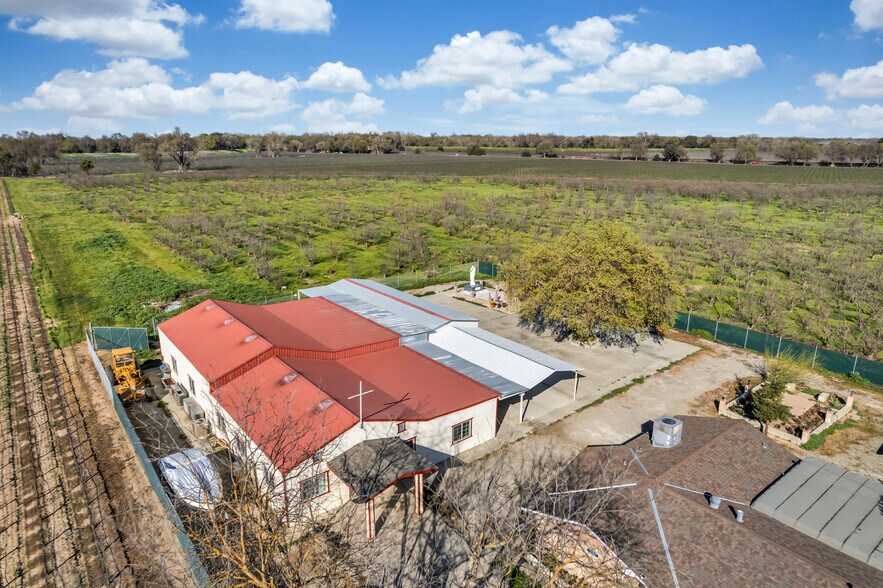 9503 Barber Rd, Galt, CA à vendre - Photo de l’immeuble – Image 2 sur 95