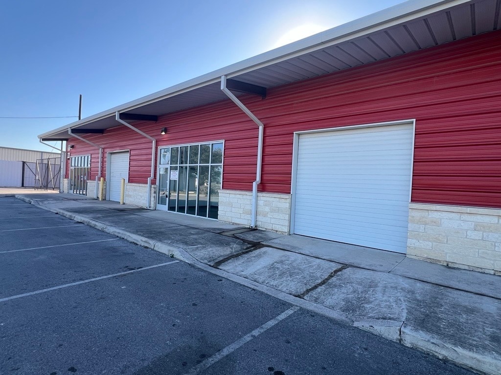 5814 Interstate 10, San Antonio, TX à louer Photo intérieure– Image 1 sur 13