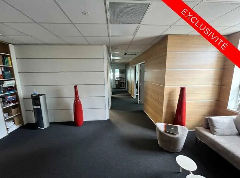 Bureau dans Rennes à louer - Photo de l’immeuble – Image 1 sur 7