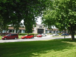 Plus de détails pour 100 Strowger Blvd, Brockville, ON - Bureau/Médical à louer
