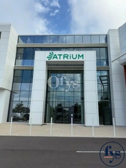 Bureau dans Bourg-en-Bresse à louer - Photo de l’immeuble – Image 1 sur 12