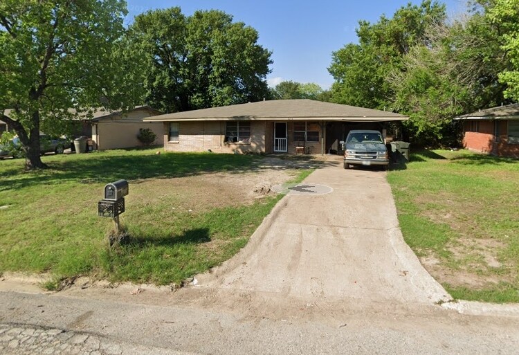 2216 Truman St, Bryan, TX à vendre Photo principale– Image 1 sur 2
