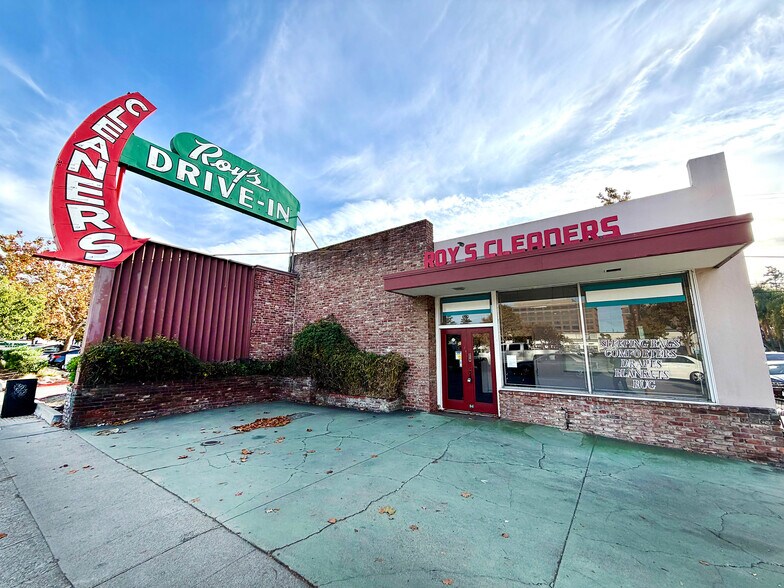 1100 El Camino Real, Redwood City, CA à vendre - Photo de l’immeuble – Image 2 sur 14