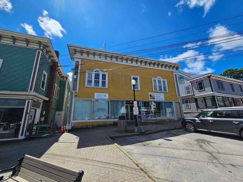 6 Colonial Way, Machias, ME à vendre - Photo de l’immeuble – Image 3 sur 17